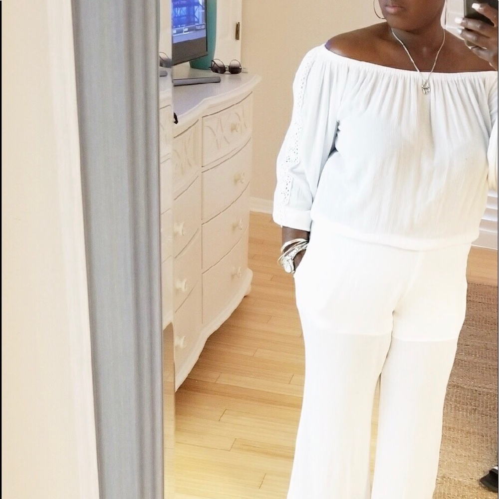 ALL WHITE JUMPSUIT! Soooo cute!